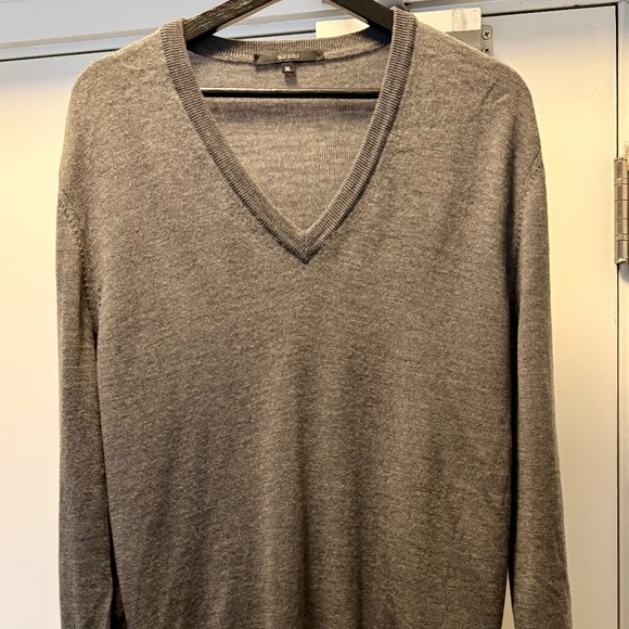 GUCCI 100% Wool Grey V-Neck Sweater w Signature Stripes - Made in Italy - Picture 2 of 9